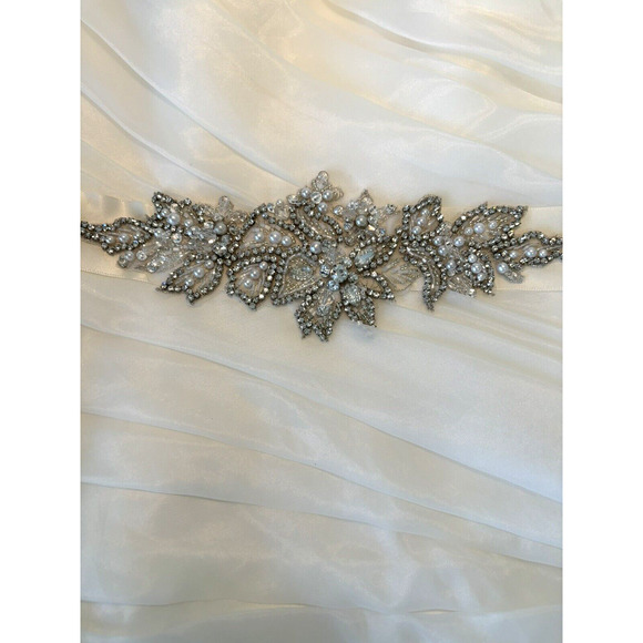 Ivory Wedding Gown Dress Swarovski Crystal Sash 8966 Size 4/6 Allure Bridals‎ - Picture 4 of 13
